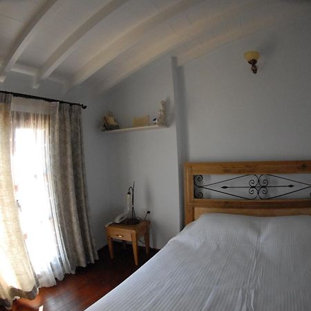 Aliye Hanim Hotel Айвалык Экстерьер фото