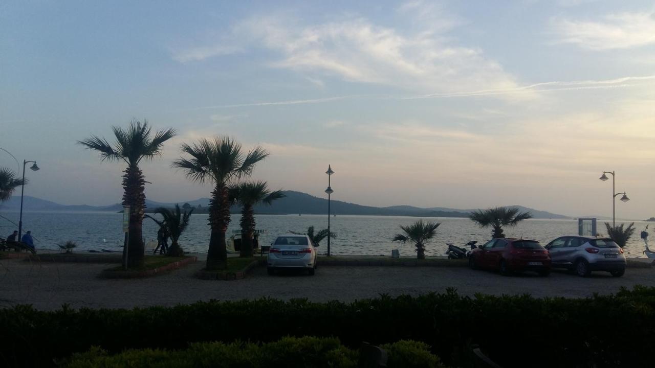 Aliye Hanim Hotel Айвалык Экстерьер фото