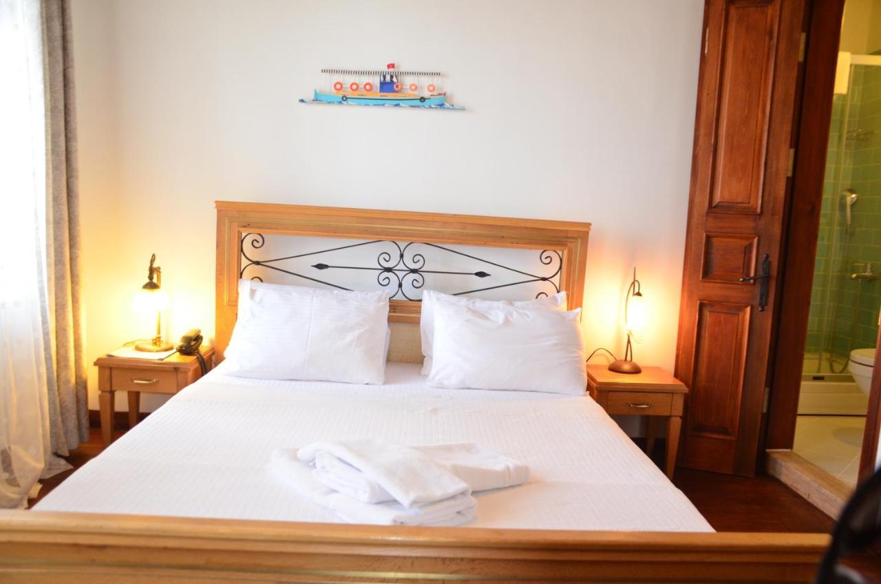 Aliye Hanim Hotel Айвалык Экстерьер фото