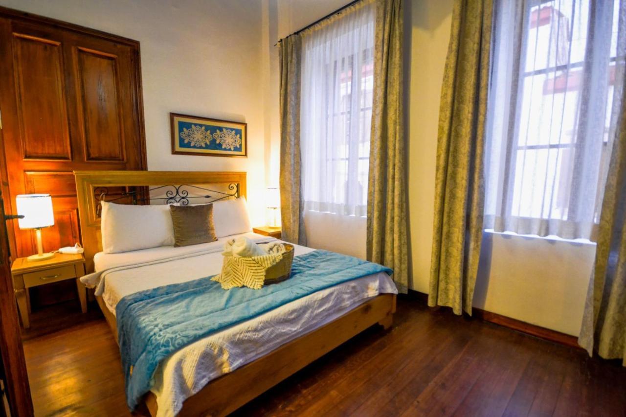 Aliye Hanim Hotel Айвалык Экстерьер фото
